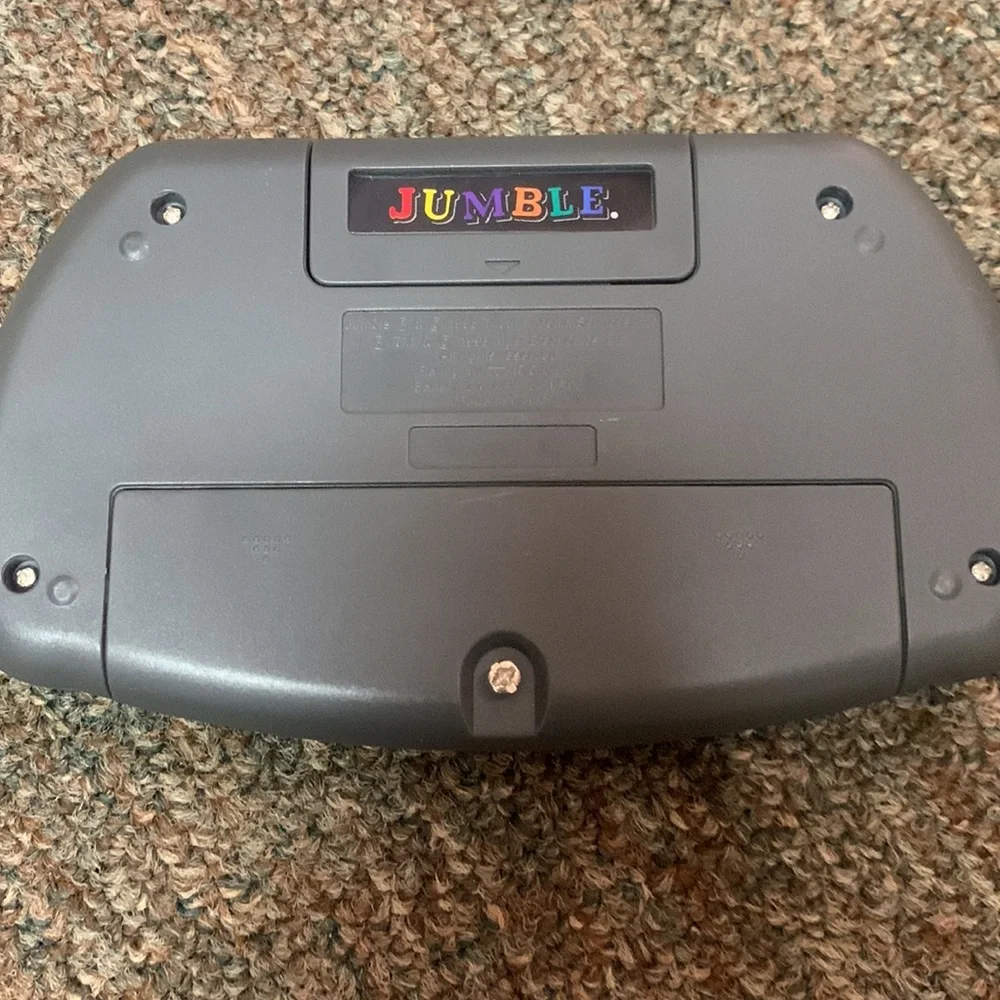 Jumble tiger handheld game Love words? Love to read? Want to challenge?